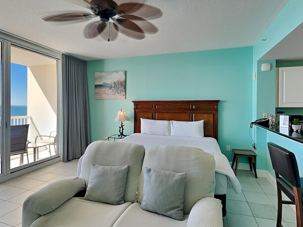 Imagen de la habitación del Hotel Majestic Beach Resort by Southern Vacation Rentals II. Foto 16