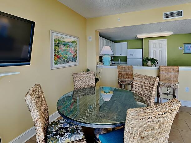 Imagen de la habitación del Hotel Majestic Beach Resort by Southern Vacation Rentals II. Foto 20