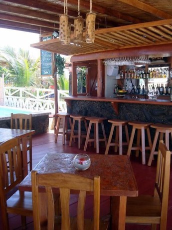 Imagen del bar/restaurante del Hotel Majestic Beach Zorritos. Foto 3