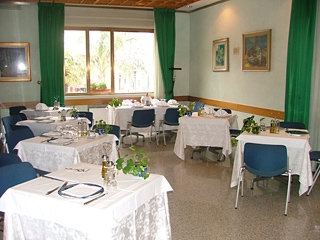 Imagen del bar/restaurante del Hotel Majestic, Brindisi. Foto 1