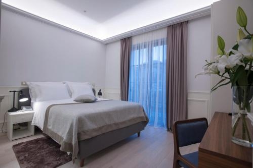 Imagen de la habitación del Hotel Majestic, Budva. Foto 9