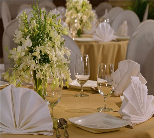 Imagen de los interiores del Hotel Majestic Court Sarovar Portico Navi Mumbai. Foto 15