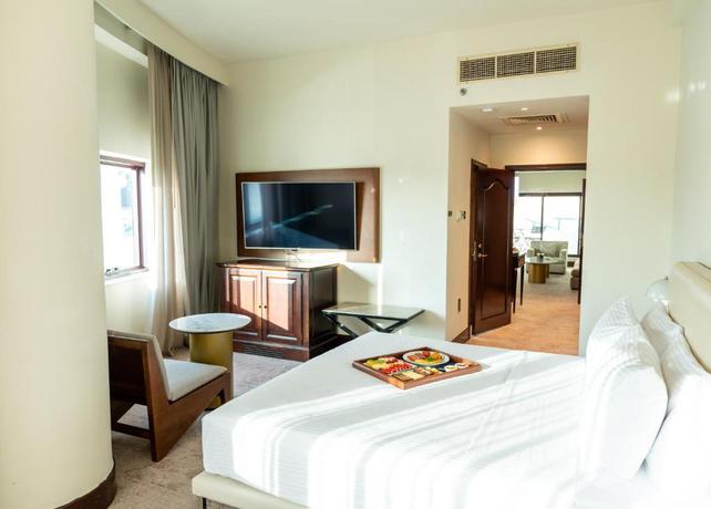 Imagen general del Hotel Majestic Cove. Foto 6