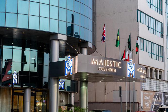 Imagen general del Hotel Majestic Cove. Foto 19