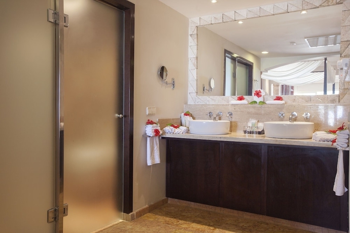 Imagen de la habitación del Hotel Majestic Elegance Punta Cana - All Inclusive. Foto 7