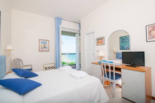 Imagen de la habitación del Hotel Majestic, Gabicce Mare. Foto 10