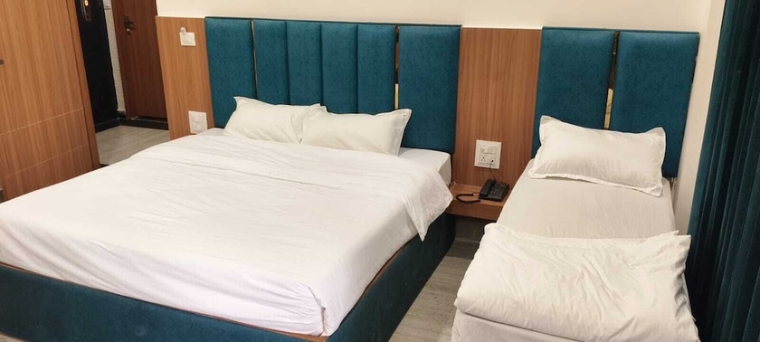 Imagen de la habitación del Hotel Majestic Ganges. Foto 6