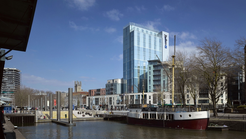 Imagen de los exteriores del Hotel Majestic Hotel Bristol. Foto 11