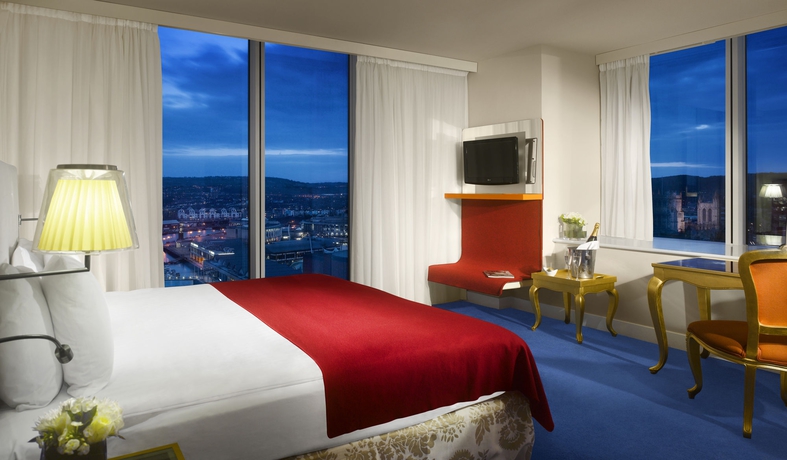 Imagen de la habitación del Hotel Majestic Hotel Bristol. Foto 10