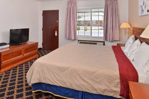 Imagen de la habitación del Hotel Majestic Inn and Suites. Foto 7