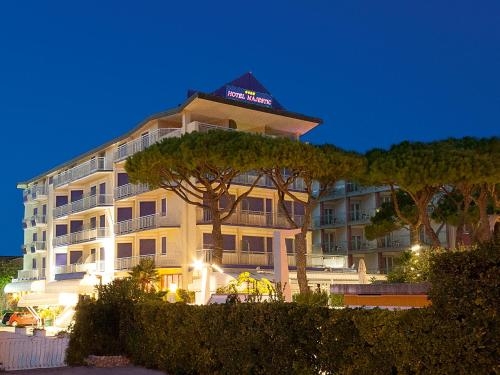 Imagen general del Hotel Majestic, Lido Di Jesolo. Foto 2