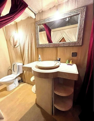 Imagen de la habitación del Hotel Majestic Luxury Tented. Foto 12