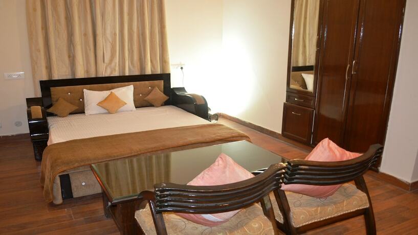 Imagen general del Hotel Majestic Oak Bush. Foto 6