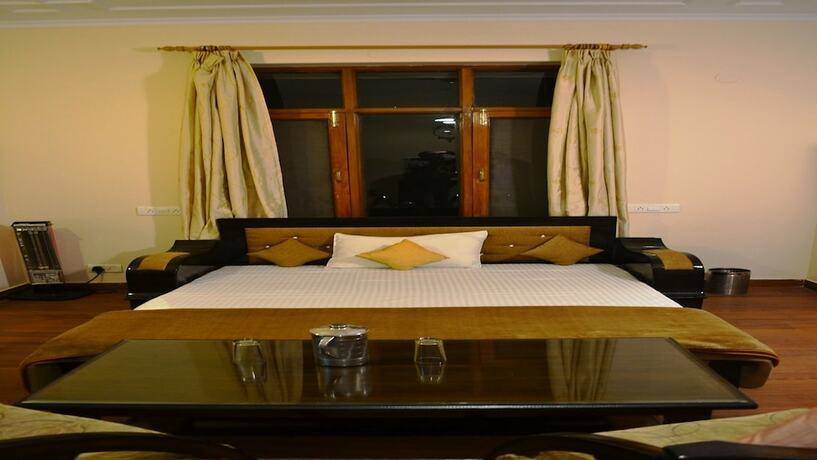 Imagen general del Hotel Majestic Oak Bush. Foto 13
