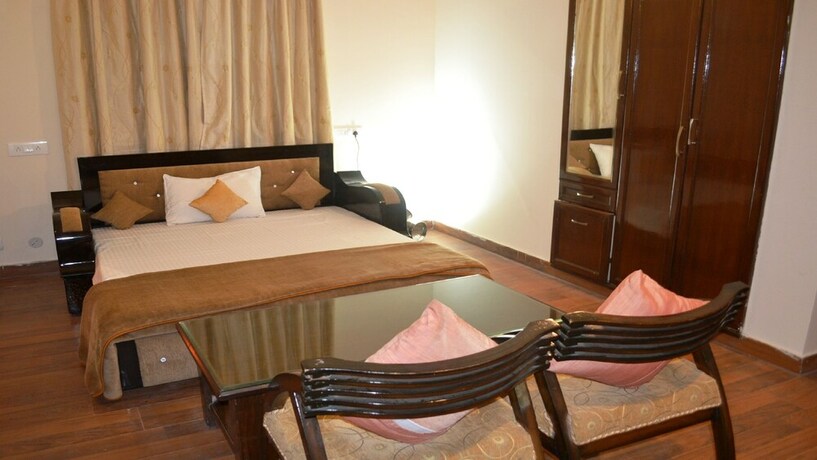 Imagen de la habitación del Hotel Majestic Oak Bush. Foto 25