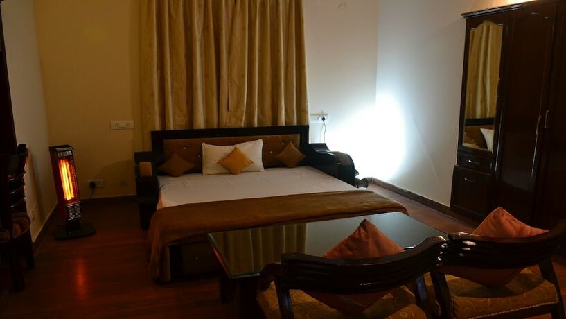 Imagen de la habitación del Hotel Majestic Oak Bush. Foto 32