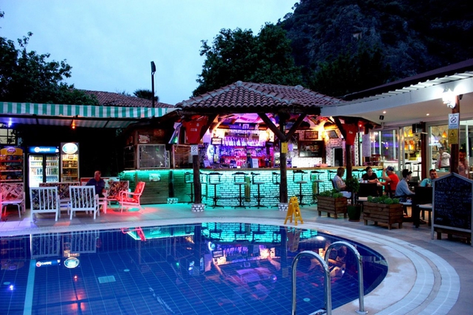Imagen general del Hotel Majestic, &Ouml;l&uuml;deniz. Foto 4