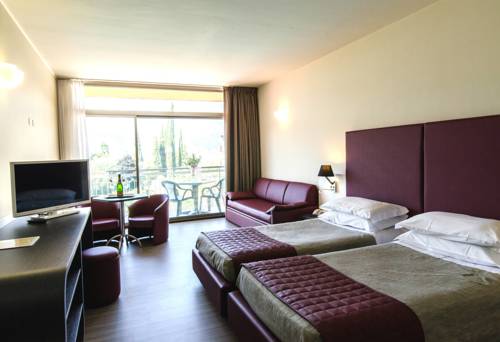 Imagen de la habitación del Hotel Majestic Palace, Malcesine. Foto 3