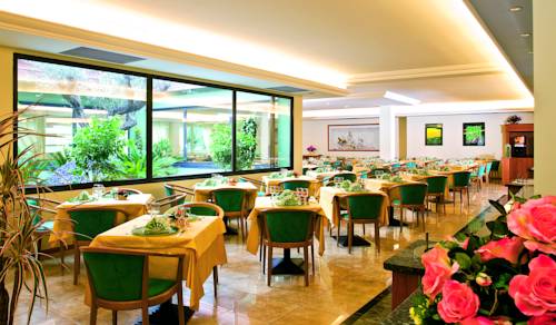 Imagen de la habitación del Hotel Majestic Palace, Malcesine. Foto 14