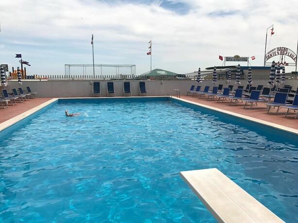 Imagen general del Hotel Majestic, Pesaro. Foto 3