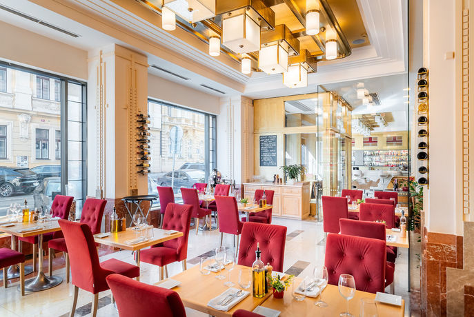 Imagen del bar/restaurante del Hotel Majestic Plaza Prague. Foto 2