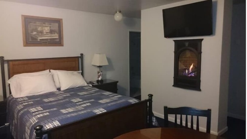 Imagen de la habitación del Hotel Majestic Rockies Motel. Foto 5