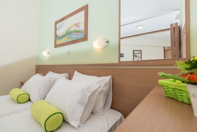 Imagen de la habitación del Hotel Majestic, Rodas. Foto 7