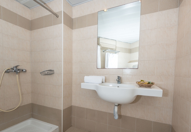 Imagen de la habitación del Hotel Majestic, Rodas. Foto 8