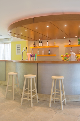 Imagen de los interiores del Hotel Majestic, Rodas. Foto 14