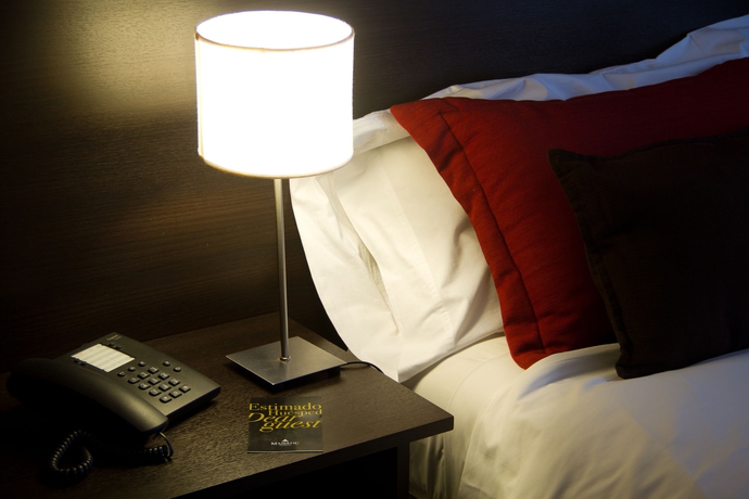 Imagen de la habitación del Hotel Majestic Rosario. Foto 8