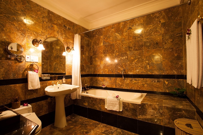 Imagen de la habitación del Hotel Majestic Saigon. Foto 9