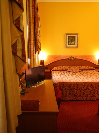 Imagen de la habitación del Hotel Majestic, San Giuliano Milanese. Foto 10