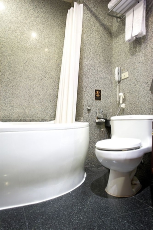 Imagen de la habitación del Hotel Majestic Suites. Foto 8