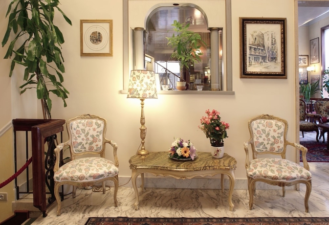 Imagen de los interiores del Hotel Majestic Toscanelli. Foto 19