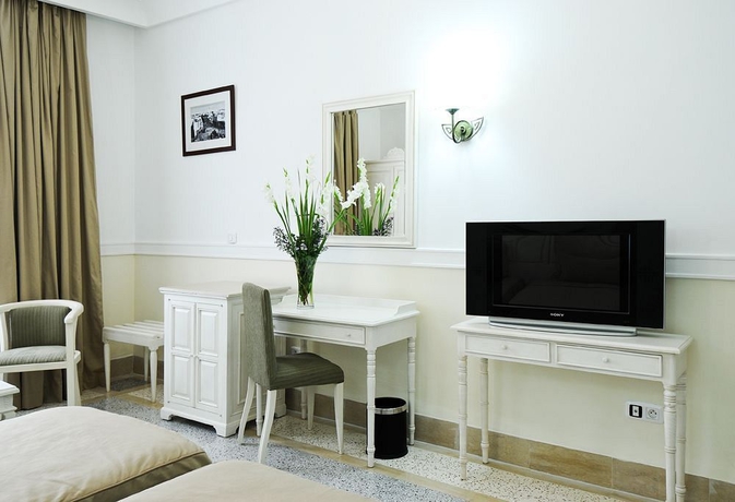 Imagen de la habitación del Hotel Majestic, Tunis. Foto 9