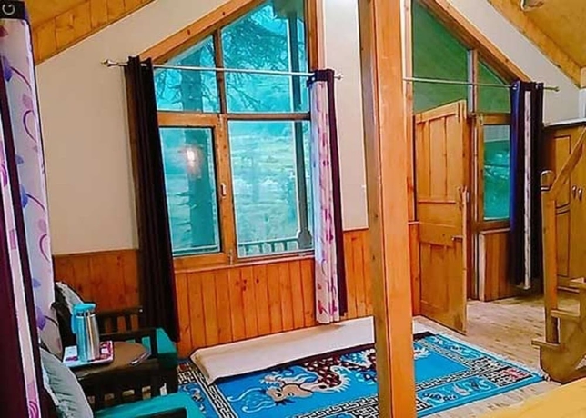 Imagen de los interiores del Hotel Majestic View Cottages, Khunoan. Foto 11
