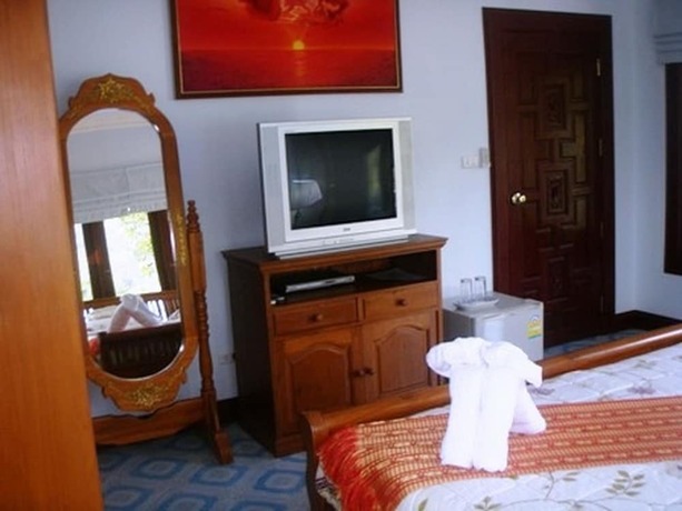 Imagen de la habitación del Hotel Majestic Villas Phuket. Foto 12