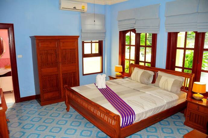 Imagen de la habitación del Hotel Majestic Villas Phuket. Foto 14