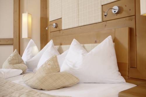 Imagen de la habitación del Hotel Majestic and Spa, San Lorenzo di Sebato. Foto 16