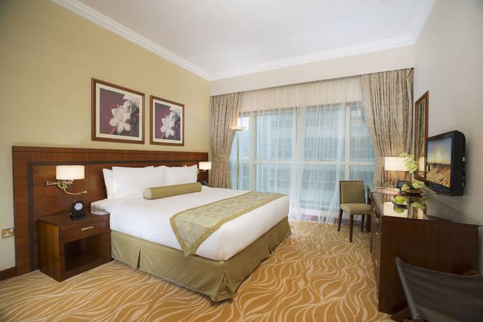 Imagen de la habitación del Hotel Majlis Grand Mercure Residence Abu Dhabi. Foto 8