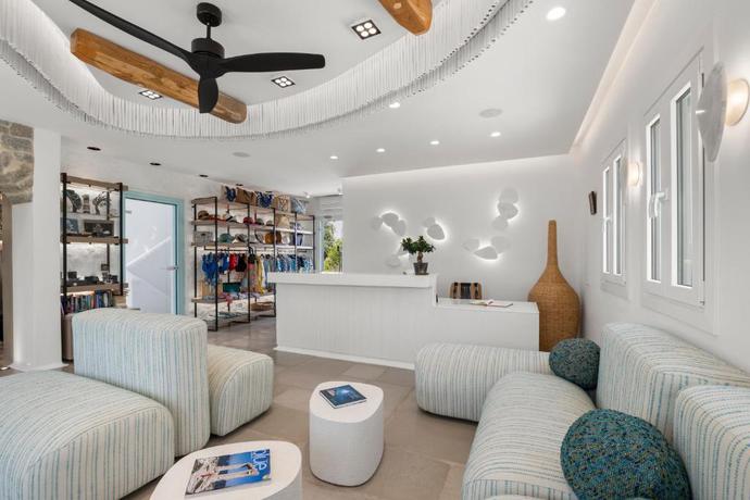Imagen de los interiores del Hotel Majo Suites. Foto 11