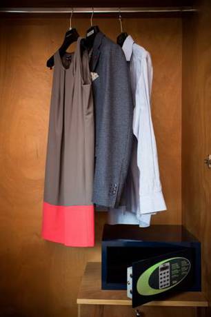 Imagen de la habitación del Hotel Majorana. Foto 7