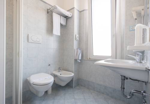 Imagen de la habitación del Hotel Majorca, Gabicce Mare. Foto 3