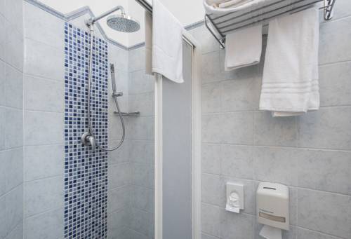 Imagen de la habitación del Hotel Majorca, Gabicce Mare. Foto 4