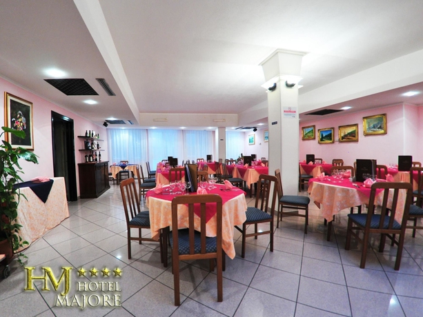 Imagen del bar/restaurante del Hotel Majore. Foto 6