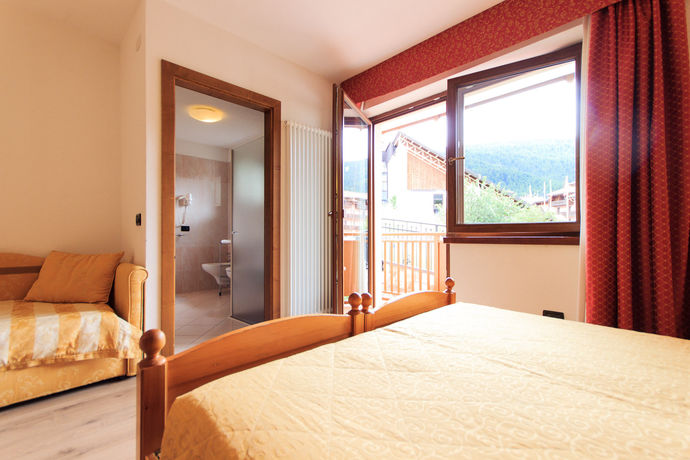 Imagen de la habitación del Hotel Majorka. Foto 4