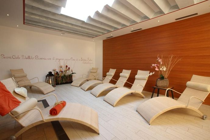 Imagen de la piscina del Hotel Majorka. Foto 16