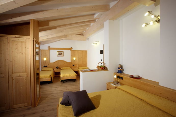 Imagen de la habitación del Hotel Majorka. Foto 8