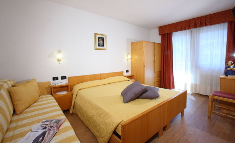 Imagen de la habitación del Hotel Majorka. Foto 10