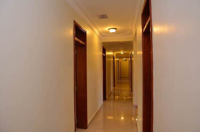 Imagen de los interiores del Hotel Mak-Queen. Foto 15